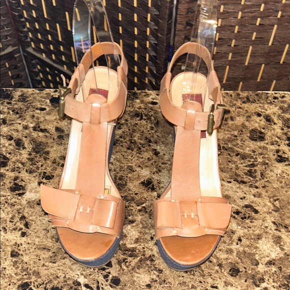 KALISTOGO 7 For All Mankind Elegant Tan Women's Sandals 8.5M - Picture 1 of 16